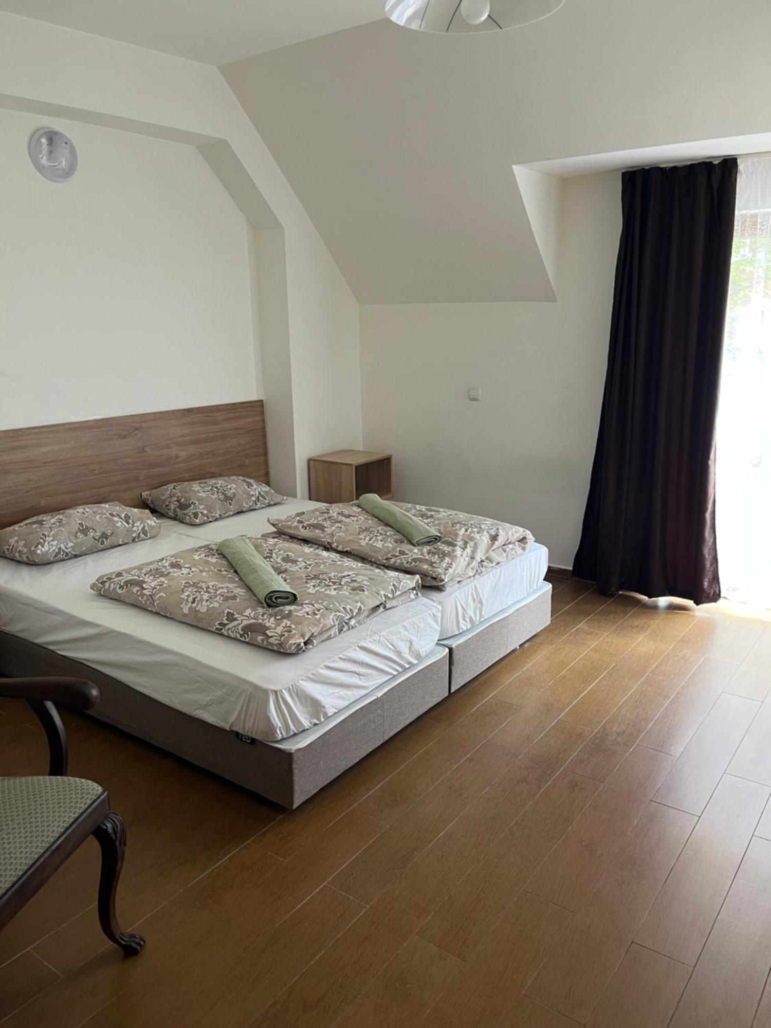En-Suite Rooms: Novа Guesthouse In Sofia Center Exterior foto
