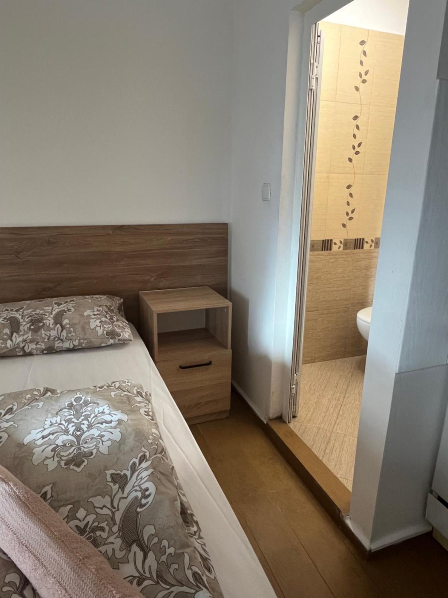 En-Suite Rooms: Novа Guesthouse In Sofia Center Exterior foto