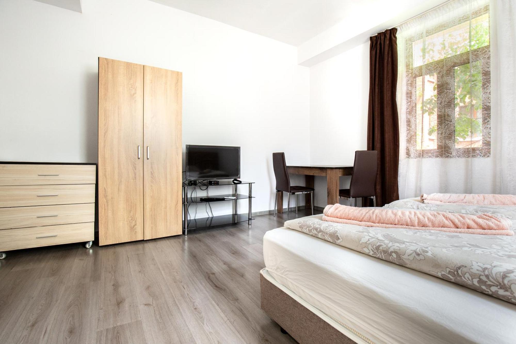 En-Suite Rooms: Novа Guesthouse In Sofia Center Exterior foto